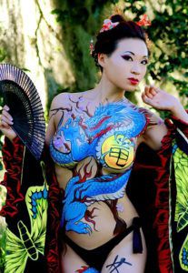 Wild Wednesday - asian hot chick with body paint